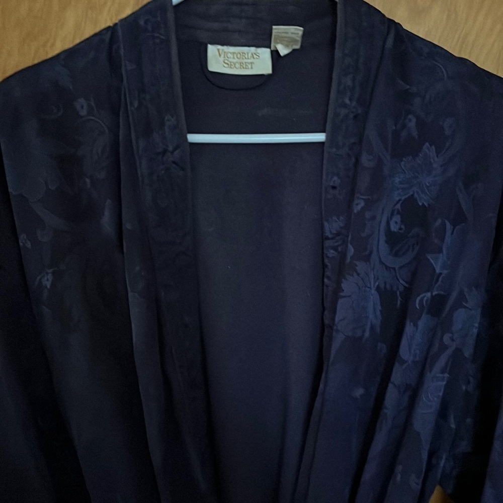 Vintage 1980s  Victoria’s Secret robe.